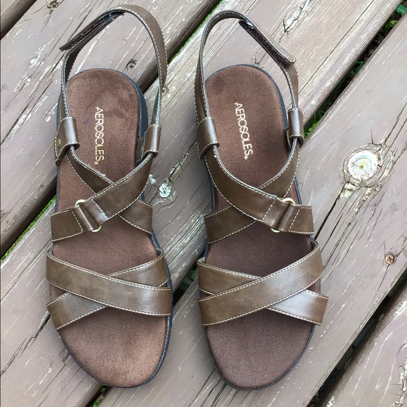 Aerosols Sandals with Velcro back closure, Sz. 9 1/2 M - Picture 1 of 4
